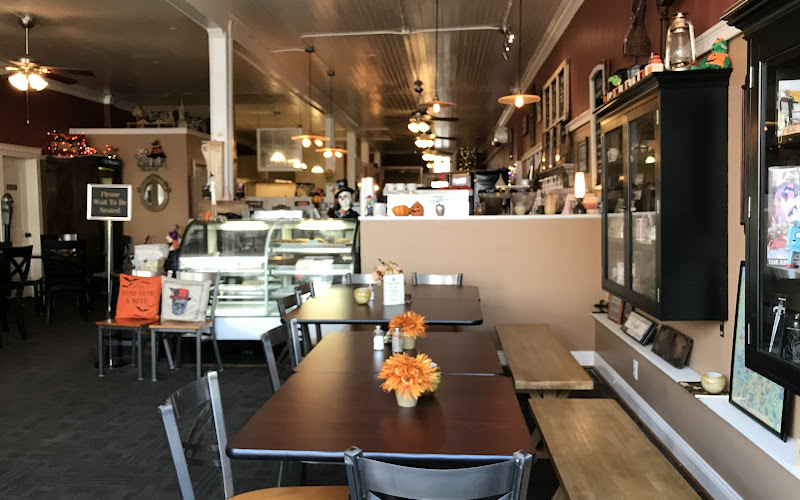 Gathering Grounds Patisserie & Cafe