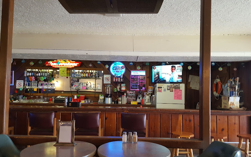 Shyla's Hideaway, Bar & Grill
