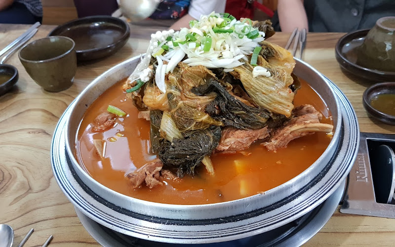 본때감자탕