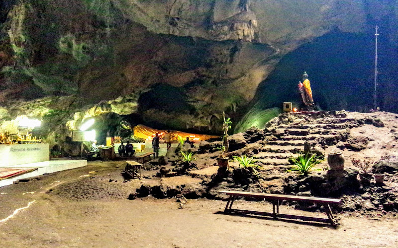 Chomphon Cave