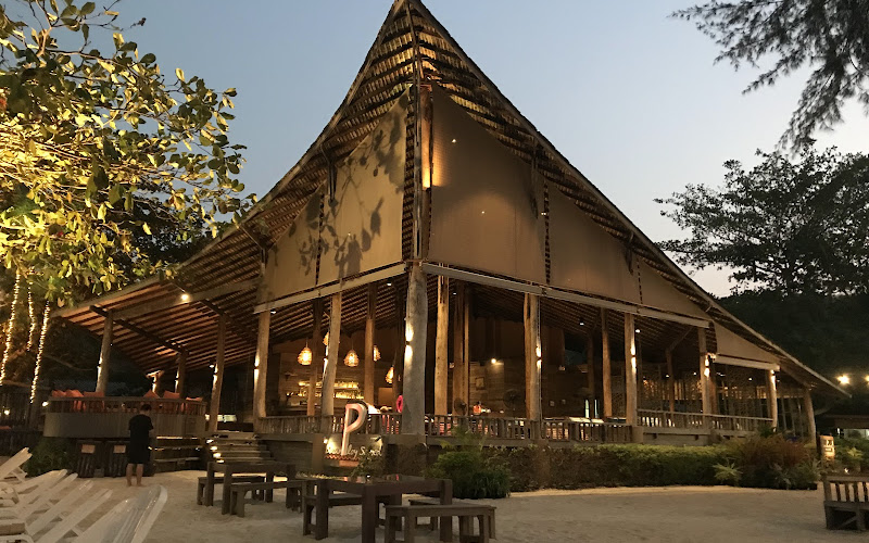 Baan Ploy Samed Restaurant ร้านอาหารบ้านพลอยเสม็ด