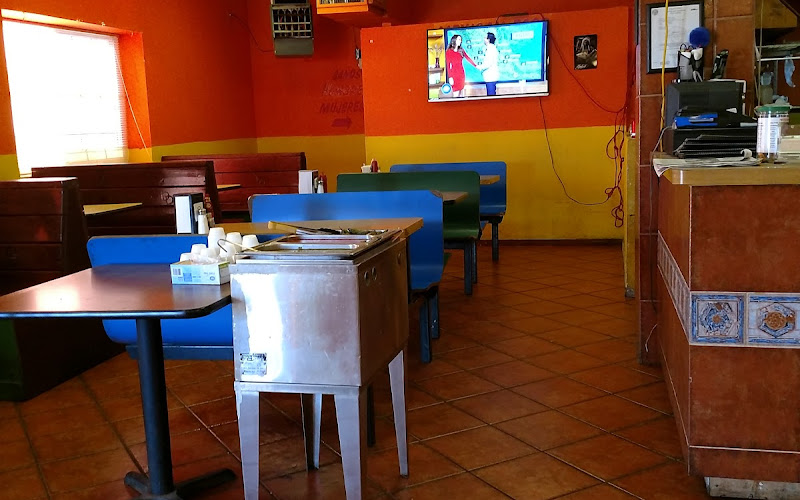 Burritos Lore's