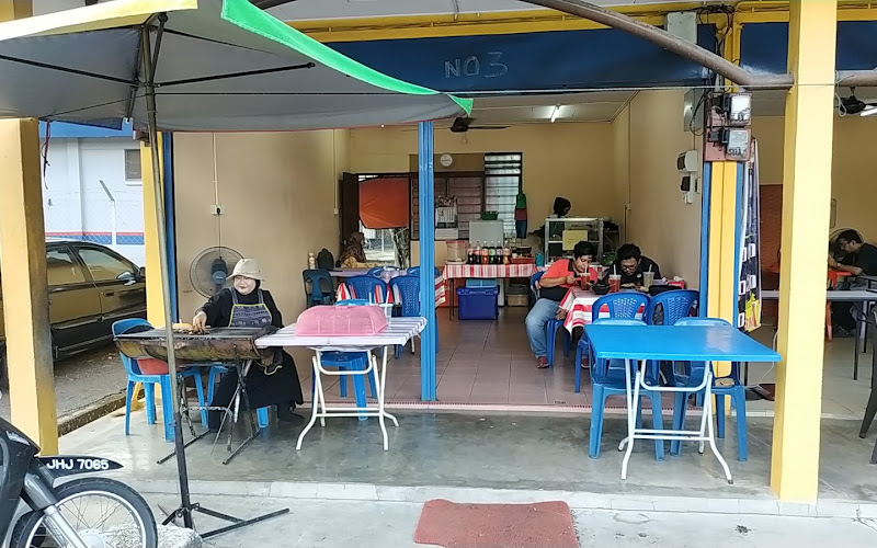 Loyak Kuey Teow Sup Thai