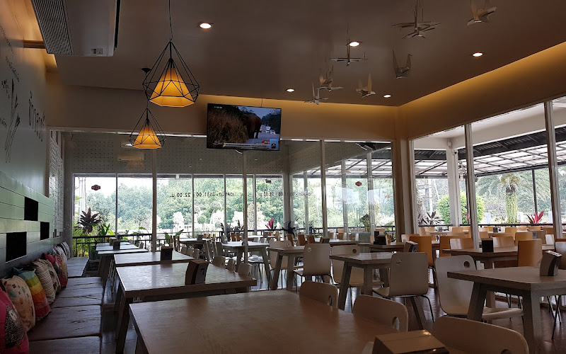Khao Suai Restaurant (Na Kluea)