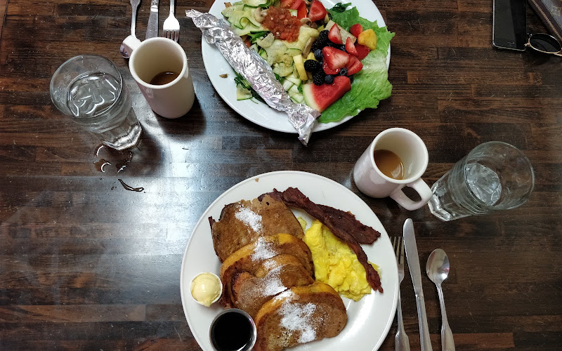 Alabama Hills Cafe & Bakery