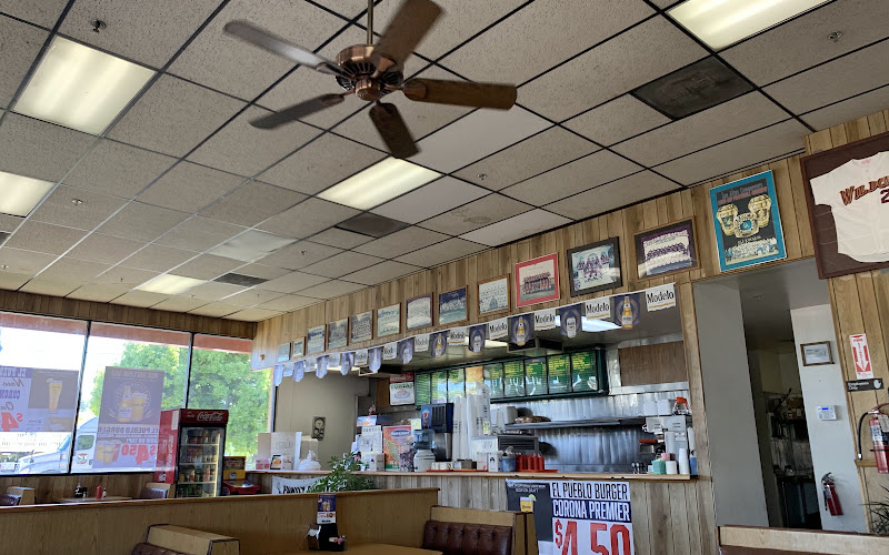 El Pueblo Burger
