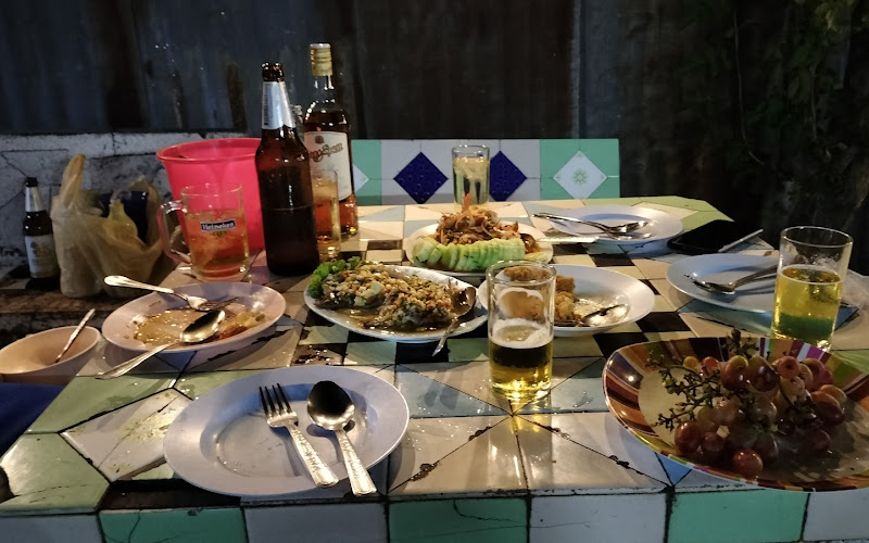 ร้าน บ้านเคียงน้ำ By เจ้แดง