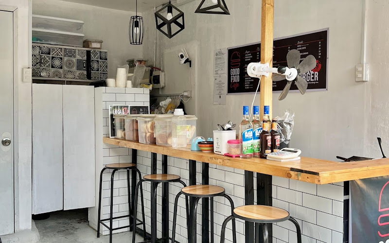 GOOD FOOD BURGER CAFE