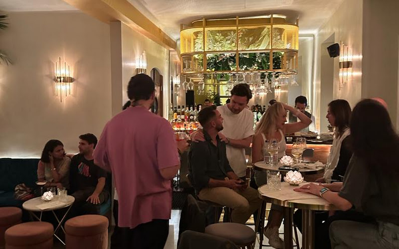 OuiJackie. Restaurant & Cocktails