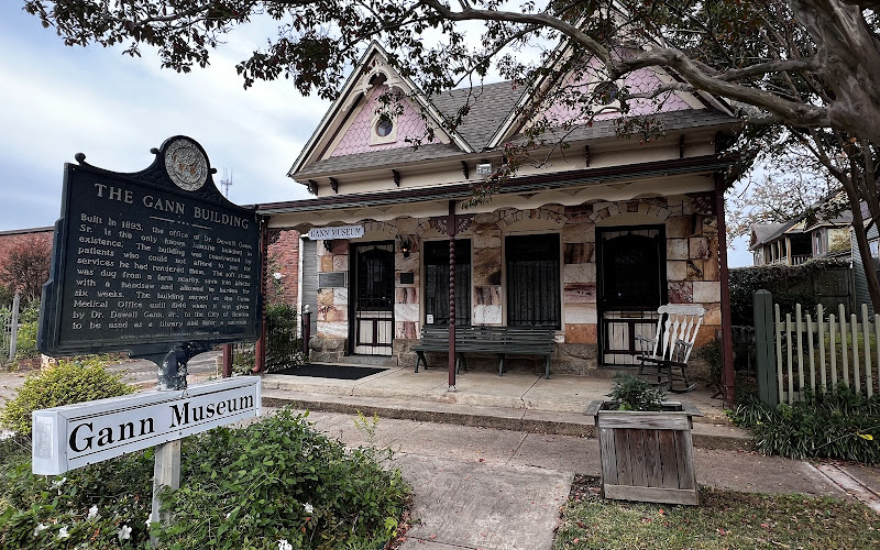 Gann Museum of Saline County