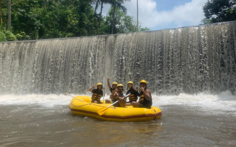 Yellow Garden Adventures & Experiences