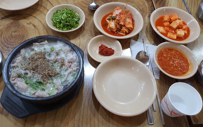 청평장마당순대국밥