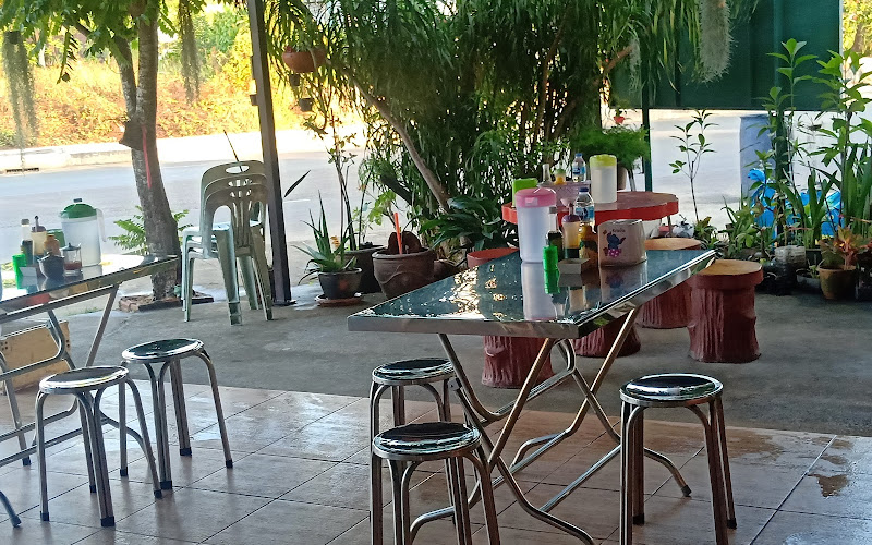 Betong rice chicken restaurant