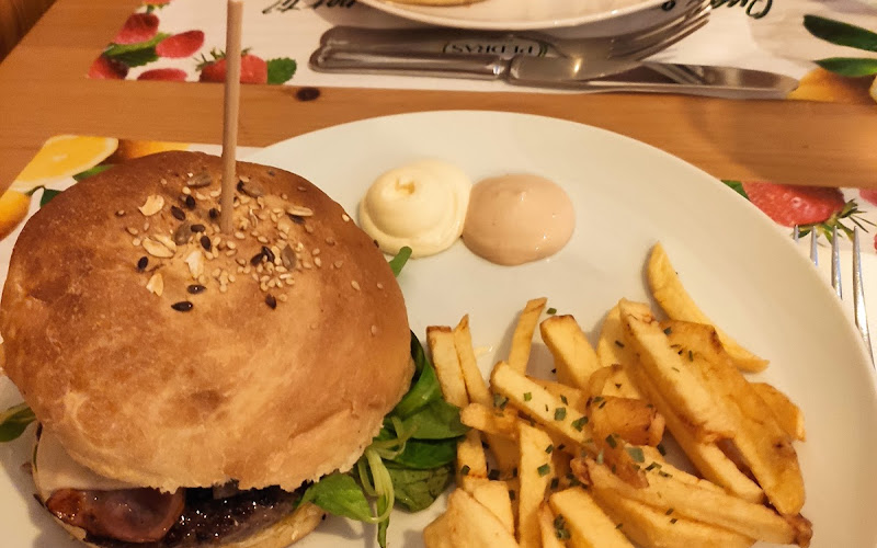 Chafarica Tapas & Wine Bar