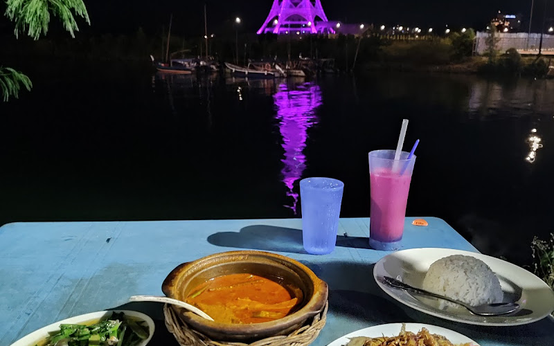 E’Din Gulai Panas Claypot - Restoran Persatuan Nelayan, Kuah, Langkawi, Kedah