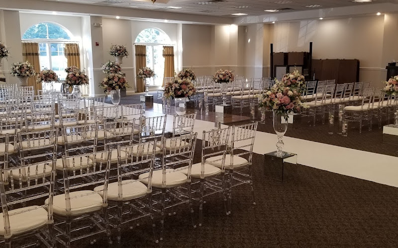 Riverview Restaurant at the Hudson Portuguese Club