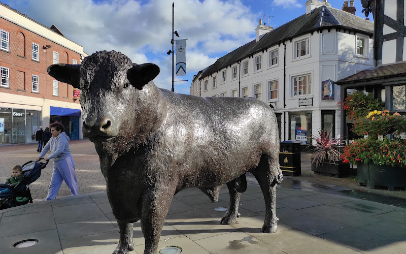 The Hereford Bull Statue
