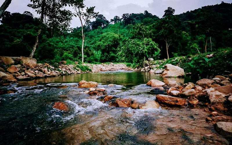 บ้านสวนถ้ำเต่าแคมปิ้ง The Turtel Cave Camping