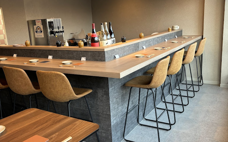 馬刺しと馬肉寿司と馬しゃぶしゃぶ ウマサブロー京橋店