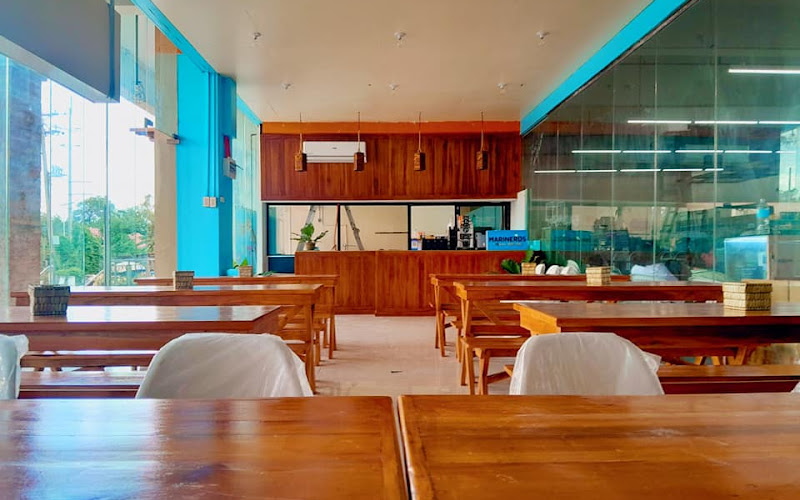 Marineros Lokal Bistro