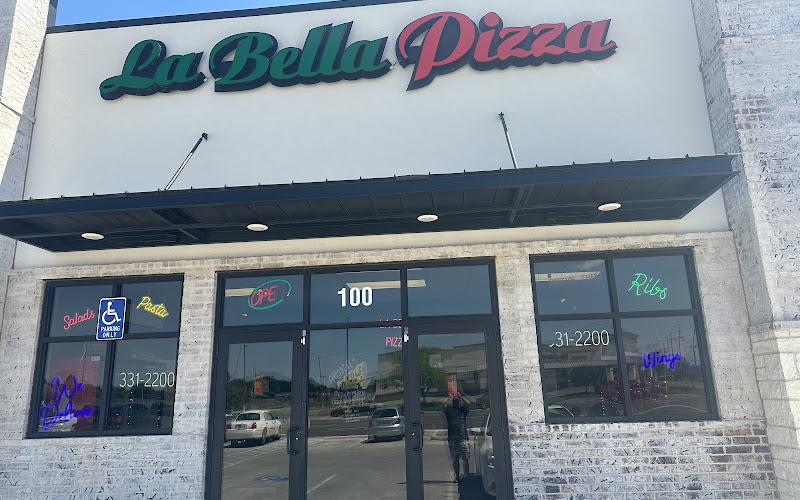 La Bella Pizza 34th & Osage