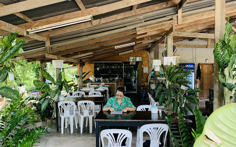 ร้านใหญ่ต้มข้อ กม.5(ตลาดควาย)