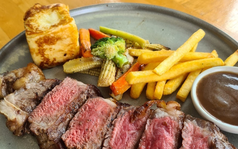 Village Bar & Grill Khaoyai