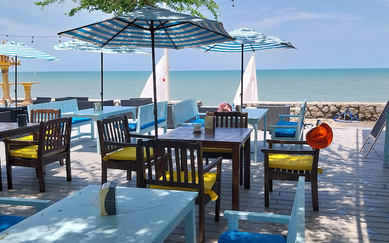 Sailing Club Restaurant