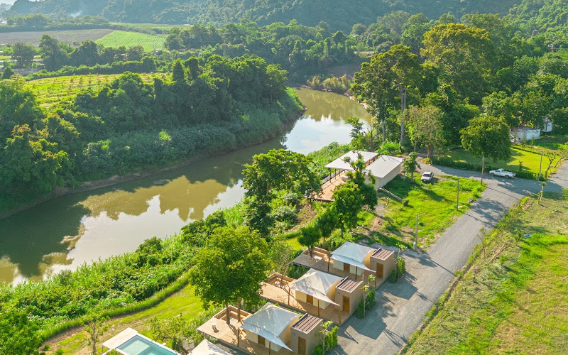 ワイルドウッド サラブリー