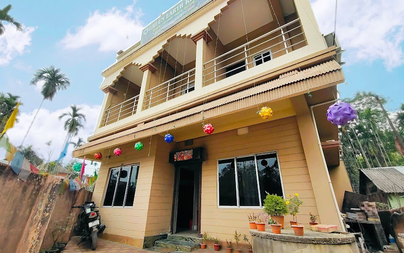 Green Earth Resort lataguri