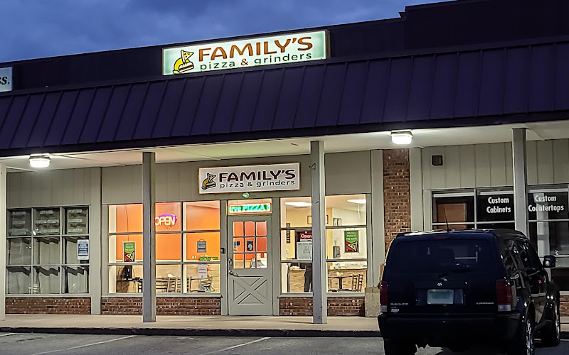 Family's Pizza & Grinders