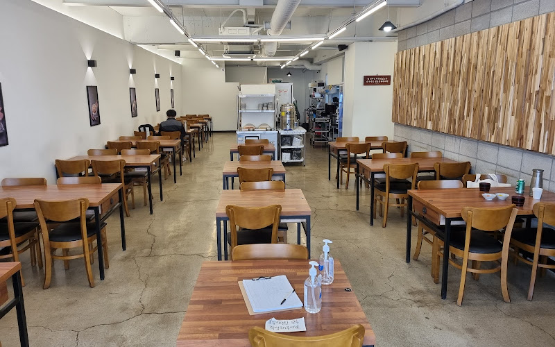 돈가스집 × 미주김밥