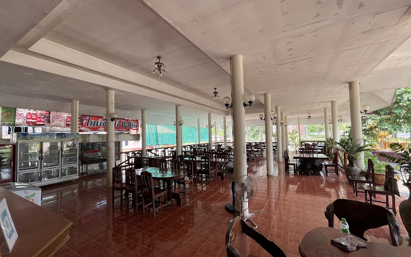 ร้านอาหารครัวคีรีวงค์