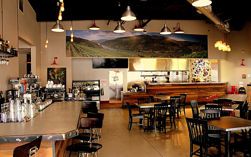 Nuno's Bistro & Bar