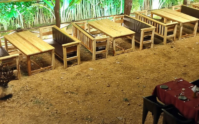 Forest Kitchen - Open Garden Restaurant In Pench