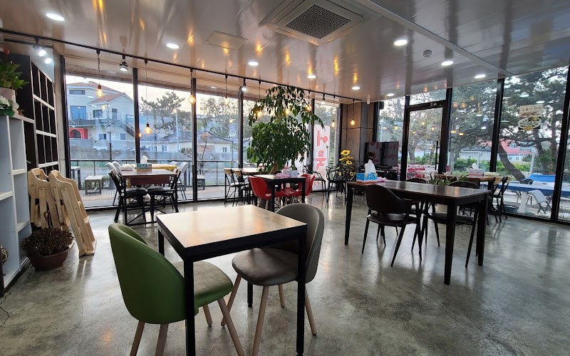 나정에가면 앤 이바우국밥