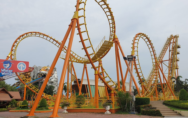 Siam Amazing Park