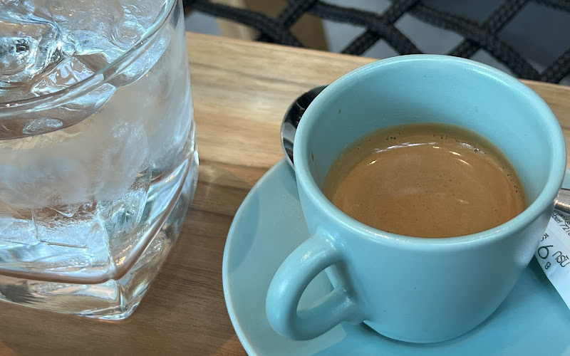 Cross Step Coffee - Thonglor (by Nel Mare)