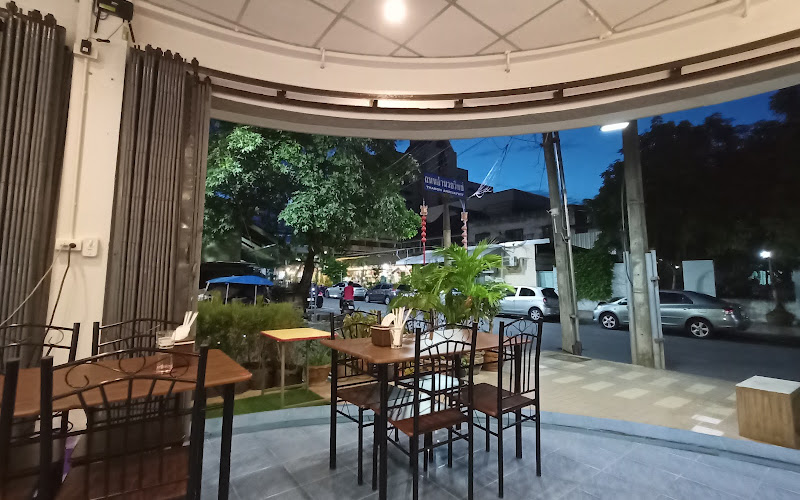 ร้านอาหารตำยำชิลล tamyam chill restaurant