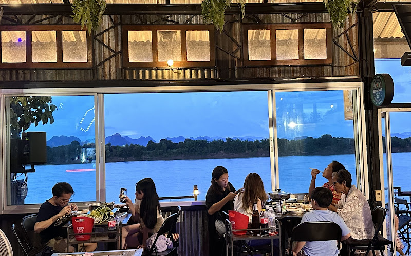 ร้านอาหารเจ้าสำราญนครพนม