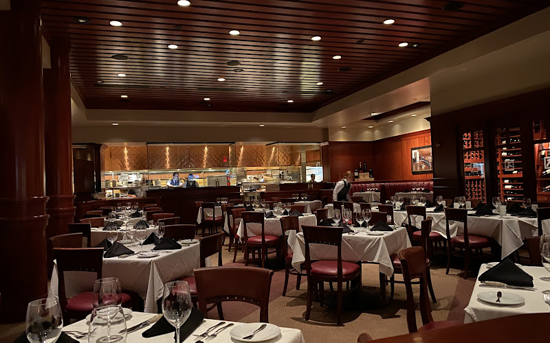 Fleming’s Prime Steakhouse & Wine Bar