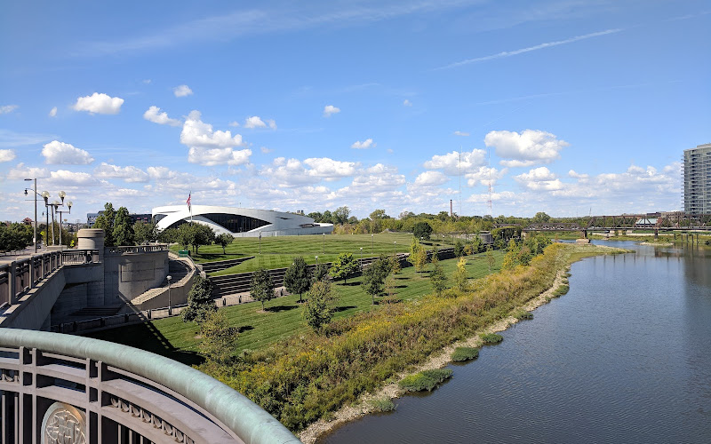 National Veterans Memorial and Museum