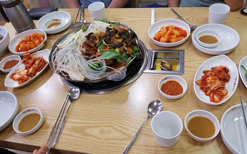 맛나감자탕 계룡본점