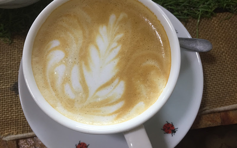 ร้านเครื่องดื่มยี่ห้อหนูดี้ (coffee is always a good idea)