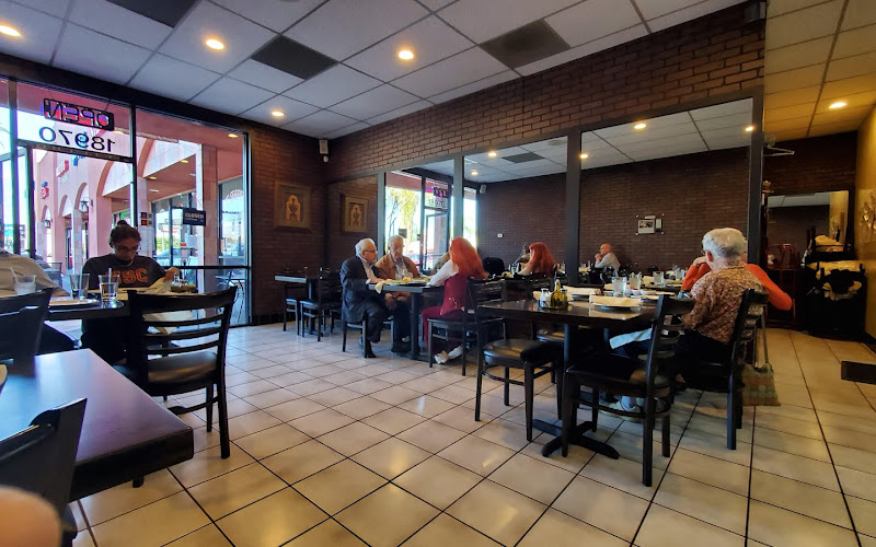 Mona’s Kitchen – Lebanese Food & Delivery & Catering