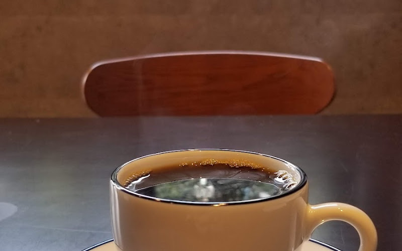 Cafe Garage カフェ ガラージュ