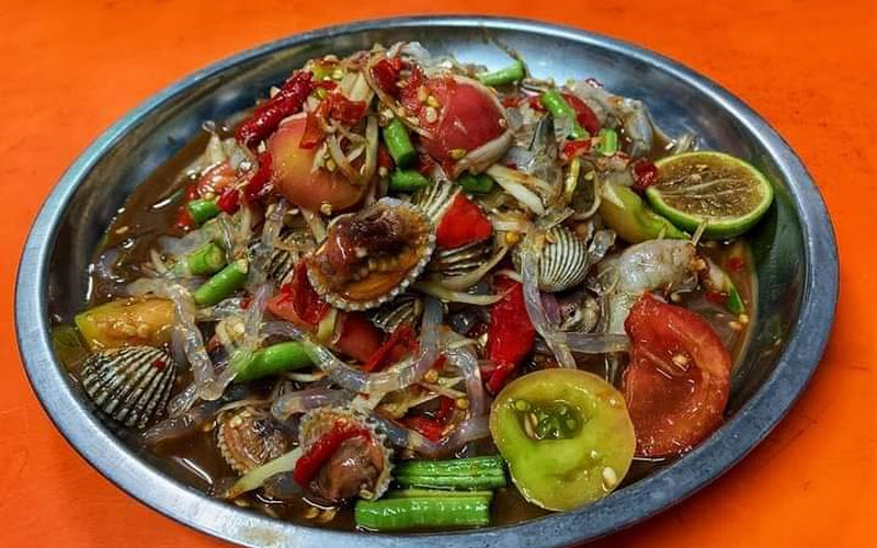 เจ๊ลี่ ตำถาด