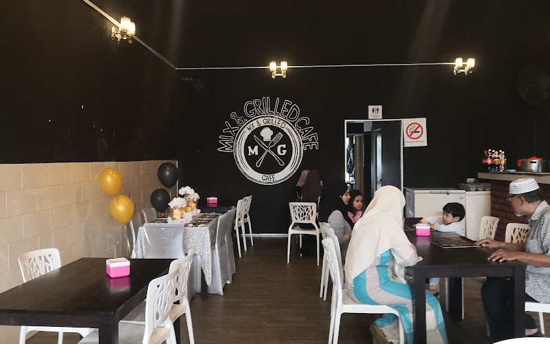 Mix & Grilled Cafe