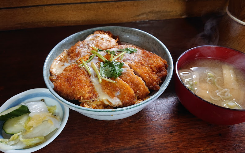 食堂かどや