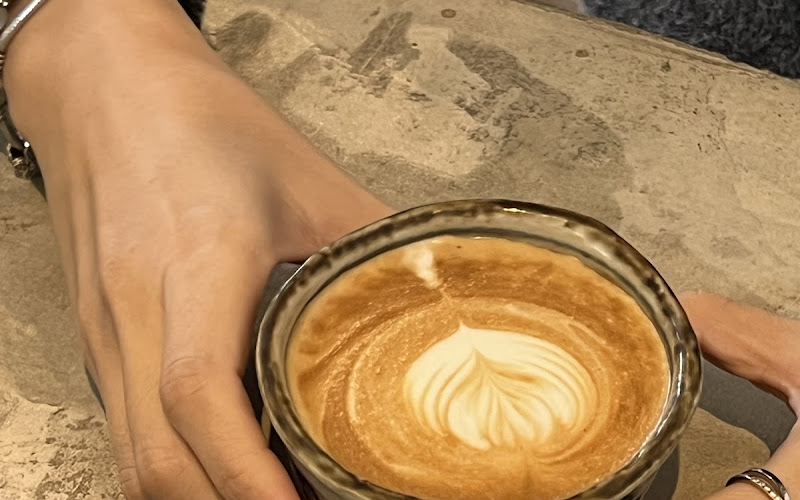 Everyday cafe and studio